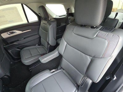 2026 Ford Explorer Active w/100A Pkg 4WD