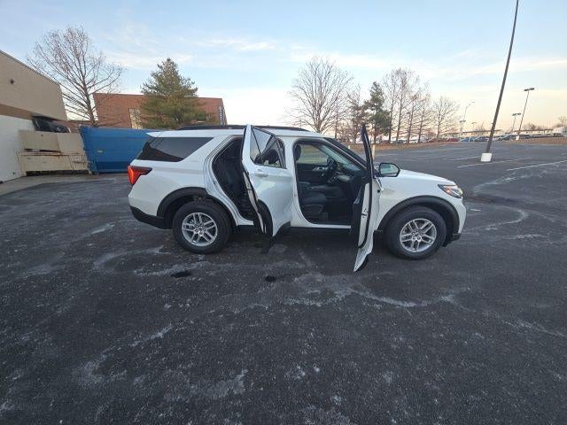 2026 Ford Explorer Active w/100A Pkg 4WD