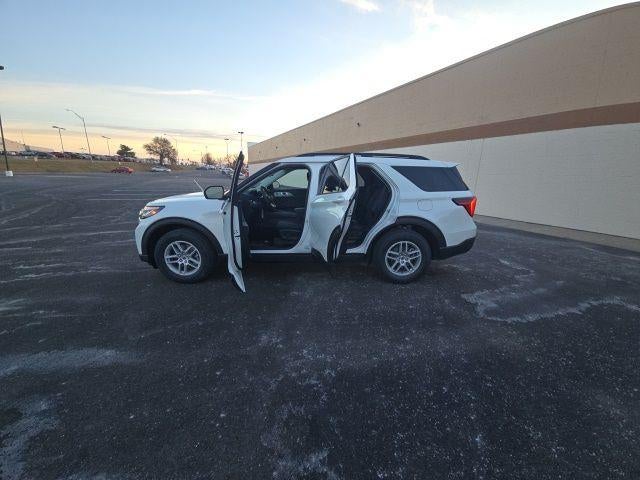 2026 Ford Explorer Active w/100A Pkg 4WD