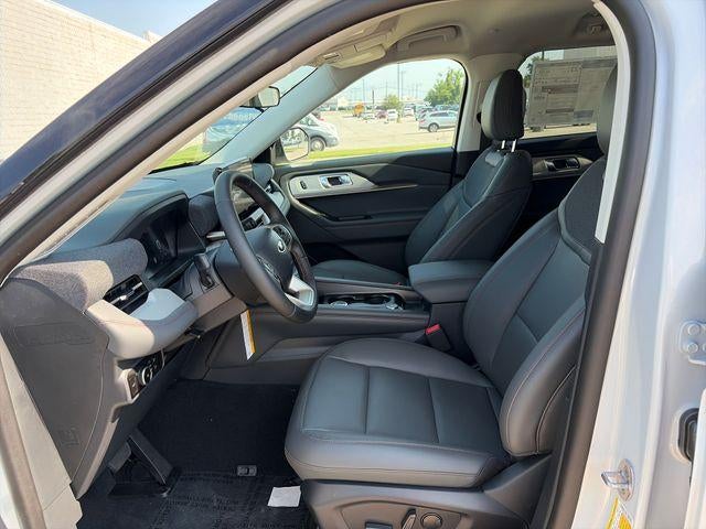 2026 Ford Explorer Active w/100A Pkg 4WD