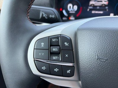 2026 Ford Explorer Active w/100A Pkg 4WD