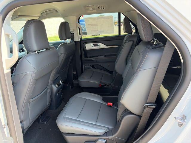 2026 Ford Explorer Active w/100A Pkg 4WD