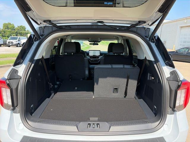2026 Ford Explorer Active w/100A Pkg 4WD