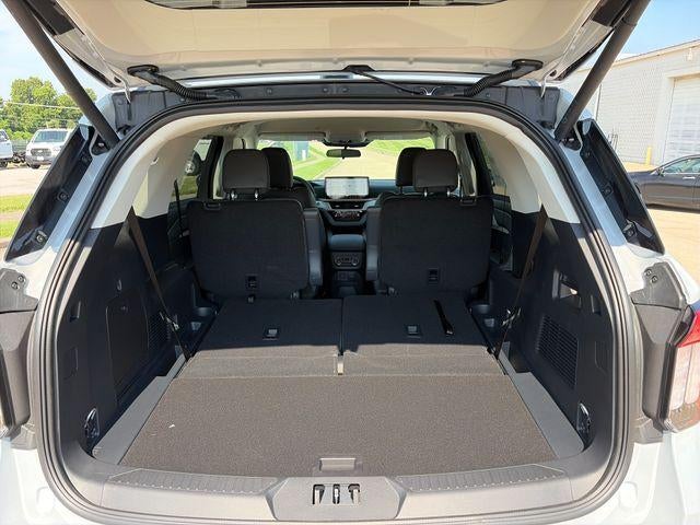 2026 Ford Explorer Active w/100A Pkg 4WD