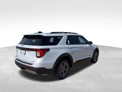2026 Ford Explorer Active w/100A Pkg 4WD