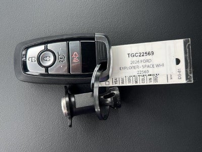 2026 Ford Explorer Active w/100A Pkg 4WD