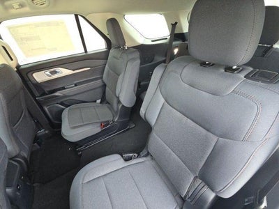 2026 Ford Explorer Active w/100A Pkg 4WD