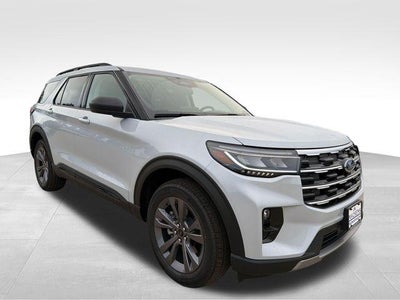 2026 Ford Explorer Active w/100A Pkg 4WD