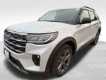 2026 Ford Explorer Active w/100A Pkg 4WD