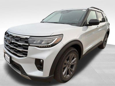 2026 Ford Explorer Active w/100A Pkg 4WD