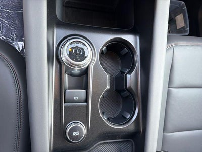2026 Ford Explorer Active w/100A Pkg 4WD