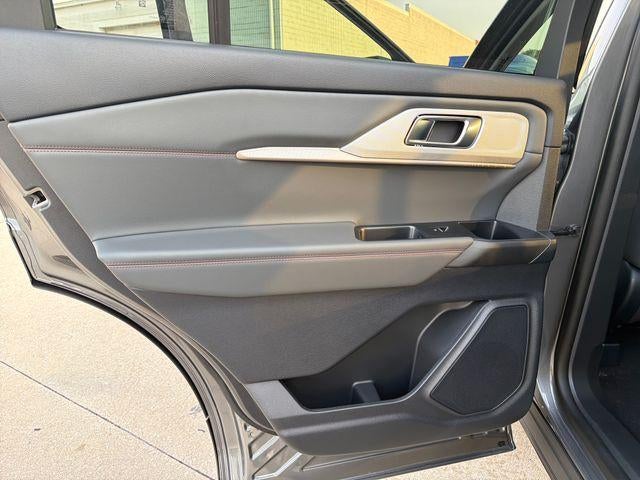 2026 Ford Explorer Active w/100A Pkg 4WD