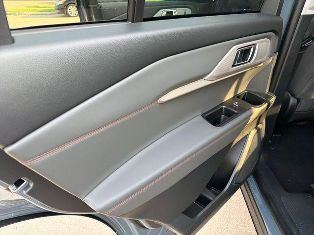 2026 Ford Explorer Active w/100A Pkg 4WD