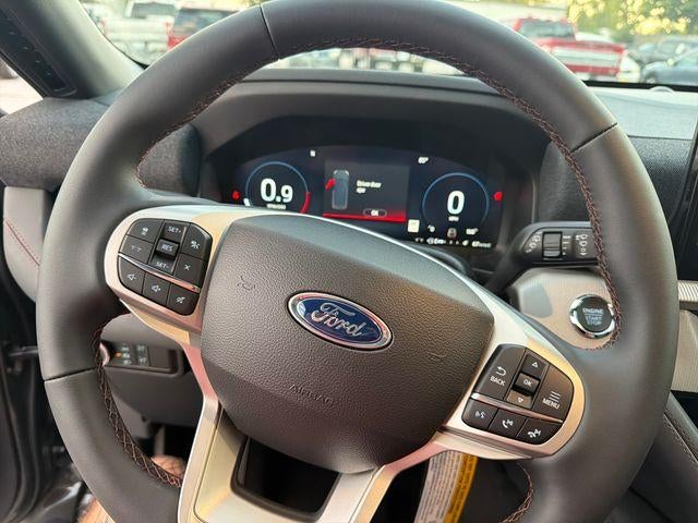 2027 Ford Explorer Active w/100A Pkg 4WD
