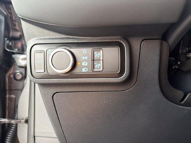 2027 Ford Explorer Active w/100A Pkg 4WD