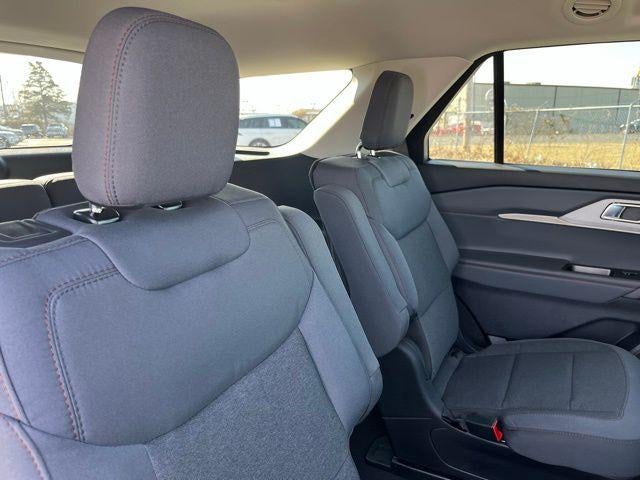 2026 Ford Explorer Active w/100A Pkg 4WD