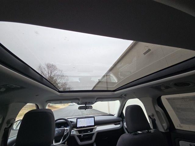 2026 Ford Explorer Active w/100A Pkg 4WD