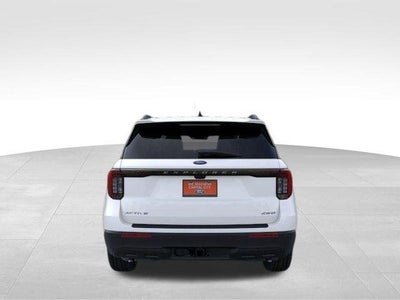 2026 Ford Explorer Active w/100A Pkg 4WD