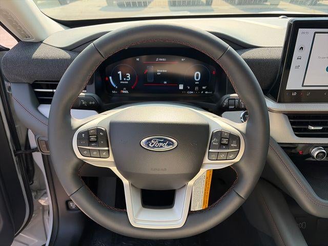 2026 Ford Explorer Active w/100A Pkg 4WD