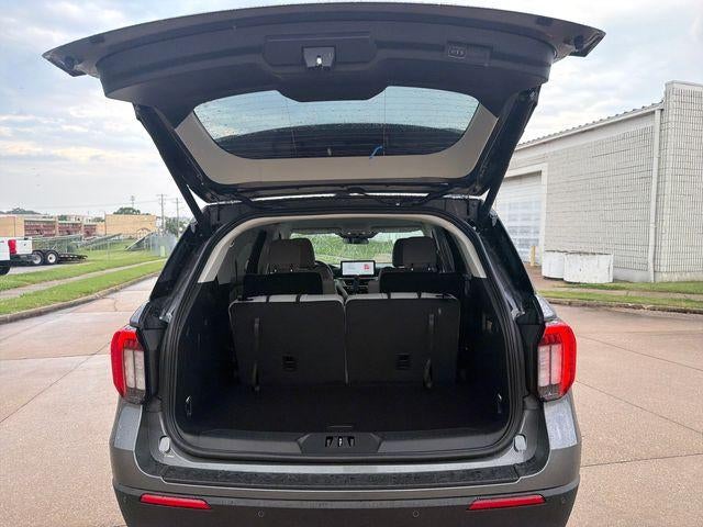 2026 Ford Explorer Active w/100A Pkg 4WD