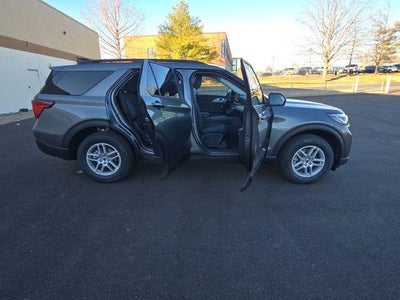 2026 Ford Explorer Active w/100A Pkg 4WD