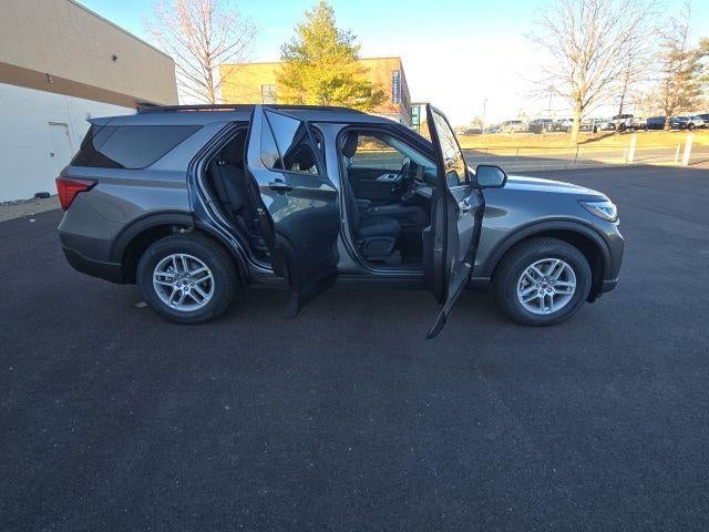 2026 Ford Explorer Active w/100A Pkg 4WD