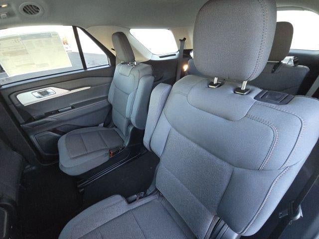 2026 Ford Explorer Active w/100A Pkg 4WD