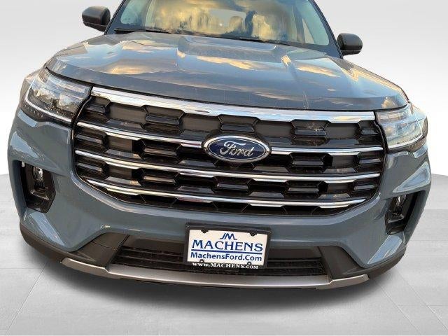 2026 Ford Explorer Active w/100A Pkg 4WD