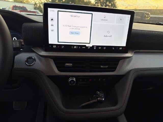 2026 Ford Explorer Active w/100A Pkg 4WD