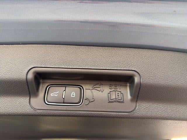 2026 Ford Explorer Active w/100A Pkg 4WD