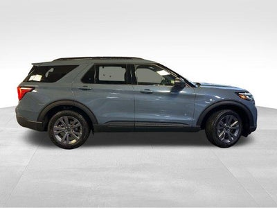 2026 Ford Explorer Active w/100A Pkg 4WD