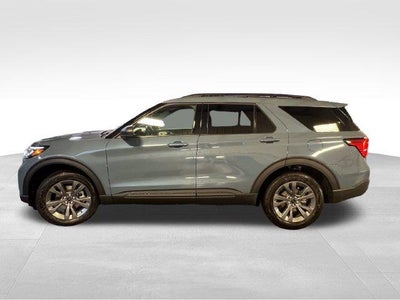 2026 Ford Explorer Active w/100A Pkg 4WD