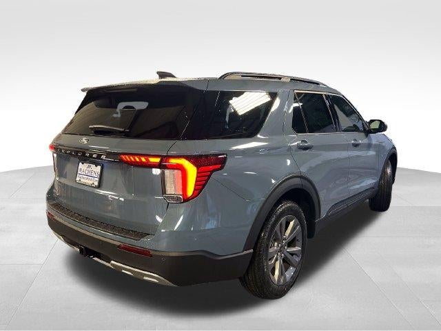 2026 Ford Explorer Active w/100A Pkg 4WD