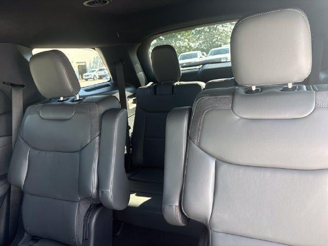 2027 Ford Explorer Active w/100A Pkg 4WD