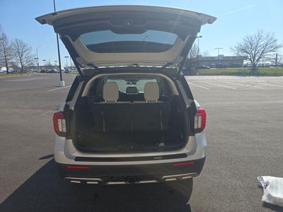 2026 Ford Explorer Active w/100A Pkg 4WD