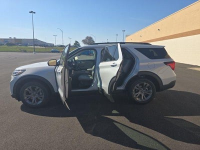 2026 Ford Explorer Active w/100A Pkg 4WD