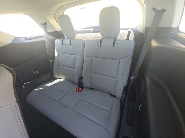 2026 Ford Explorer Active w/100A Pkg 4WD