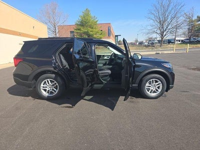 2026 Ford Explorer Active w/100A Pkg 4WD