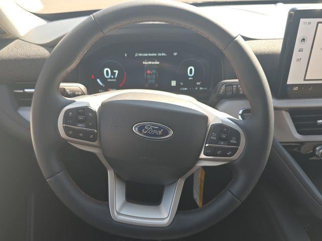 2026 Ford Explorer Active w/100A Pkg 4WD