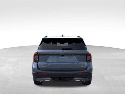 2026 Ford Explorer Active w/100A Pkg 4WD