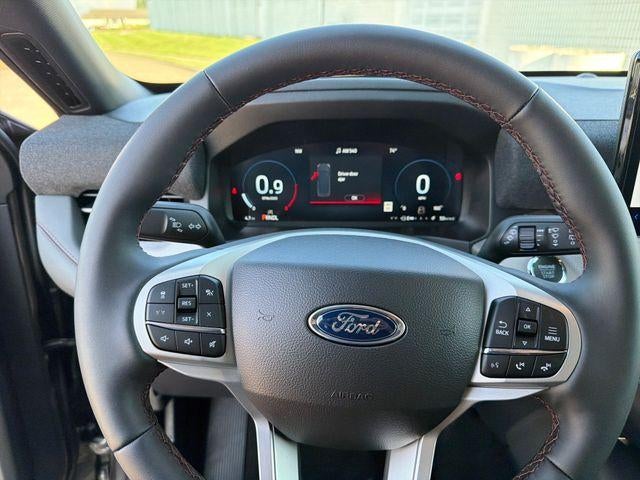 2027 Ford Explorer Active w/100A Pkg 4WD