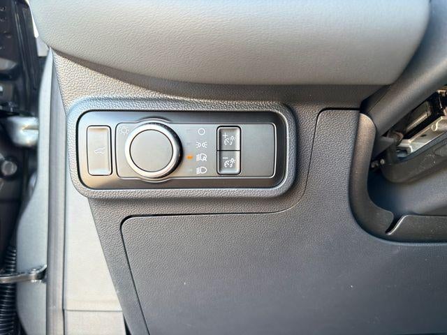 2027 Ford Explorer Active w/100A Pkg 4WD