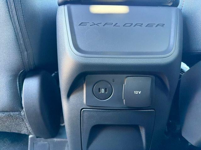 2027 Ford Explorer Active w/100A Pkg 4WD