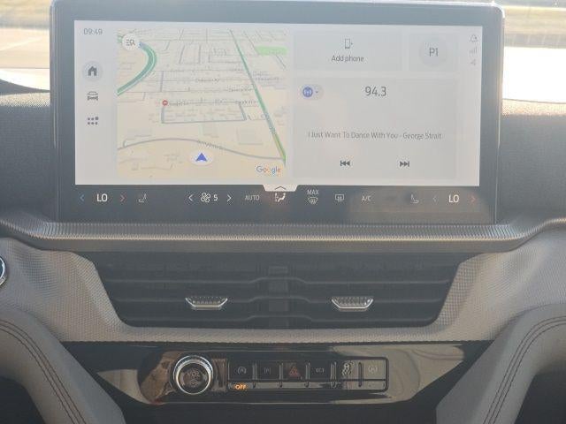 2026 Ford Explorer Active w/100A Pkg 4WD