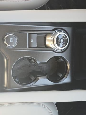 2026 Ford Explorer Active w/100A Pkg 4WD