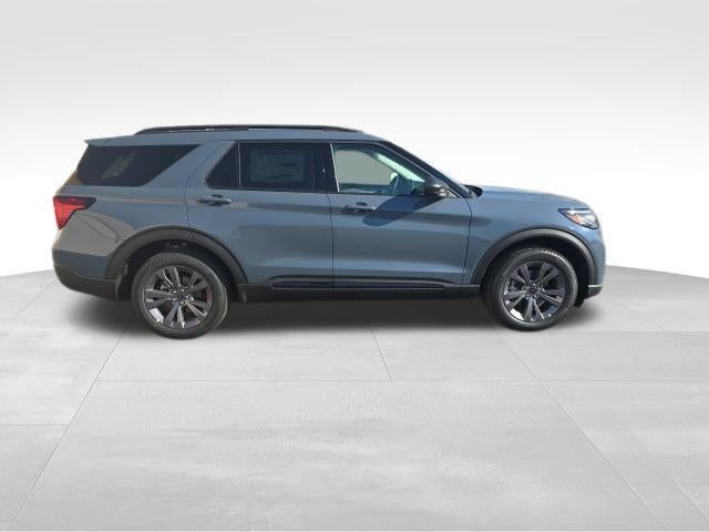 2026 Ford Explorer Active w/100A Pkg 4WD