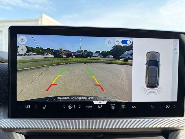 2026 Ford Explorer Active w/100A Pkg 4WD