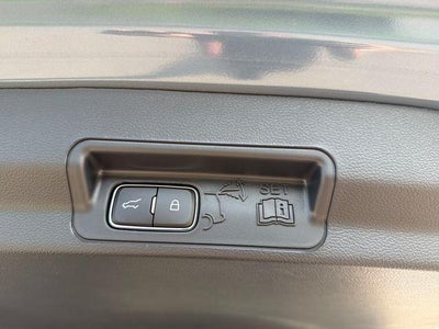 2026 Ford Explorer Active w/100A Pkg 4WD