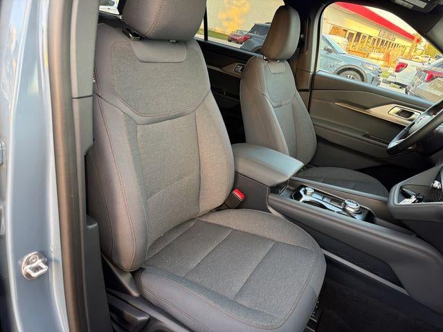 2027 Ford Explorer Active w/100A Pkg 4WD