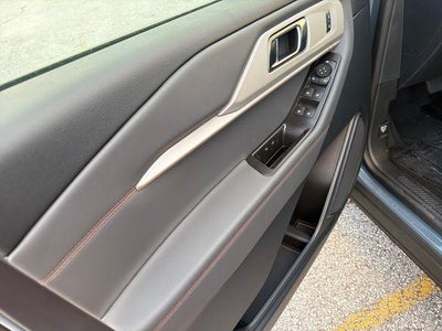 2027 Ford Explorer Active w/100A Pkg 4WD